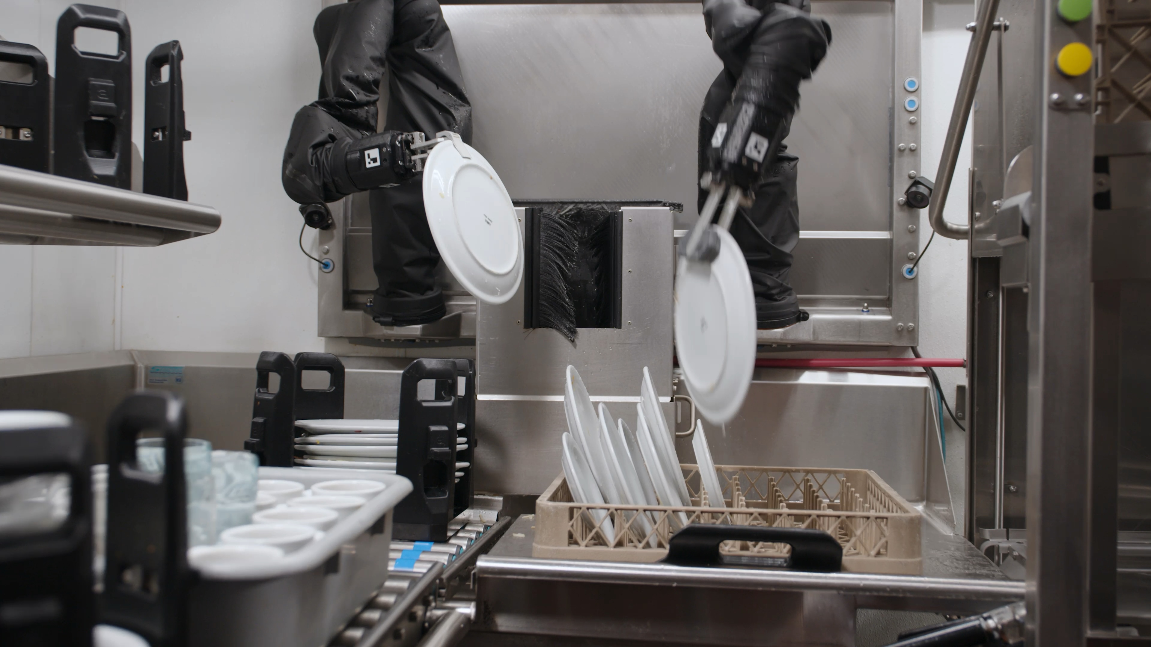 Armstrong Dishwashing Robot
