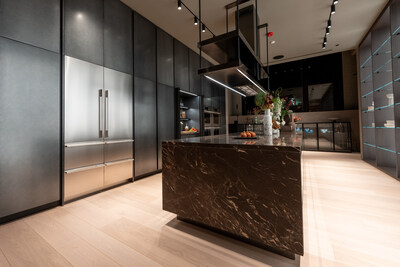 The new SKS showroom in Chicago spotlights fully tailored kitchens including dramatic 20-foot islands and more than 50 SKS appliances, from pro-ranges with built-in sous vide to advanced induction and smart refrigeration, all designed for precision, versatility and the Technicurean home chef. The new SKS showroom in Chicago spotlights fully tailored kitchens including dramatic 20-foot islands and more than 50 SKS appliances, from pro-ranges with built-in sous vide to advanced induction and smart refrigeration, all designed for precision, versatility and the Technicurean home chef.